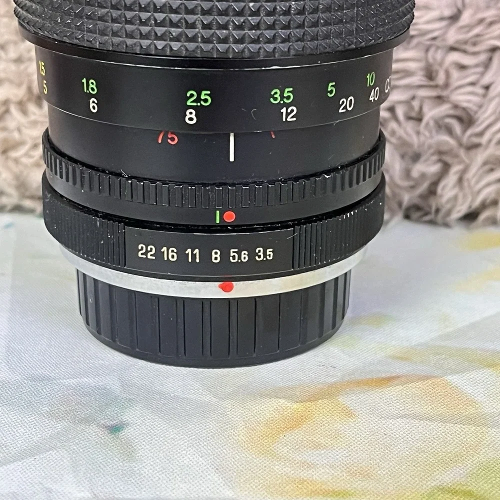 Vivitar Lenses MC 75-205mm 2X Matched Multiplier F/3.5-4.5 Case Made In JAPAN